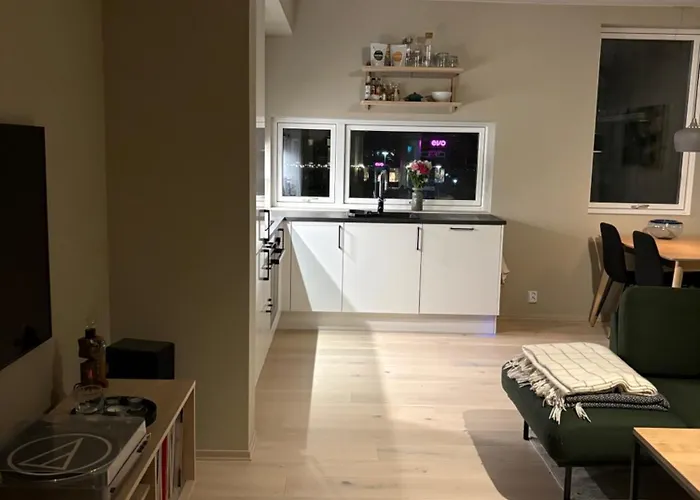 New Modern Apartment, Close To Airport Lägenhet Bergen